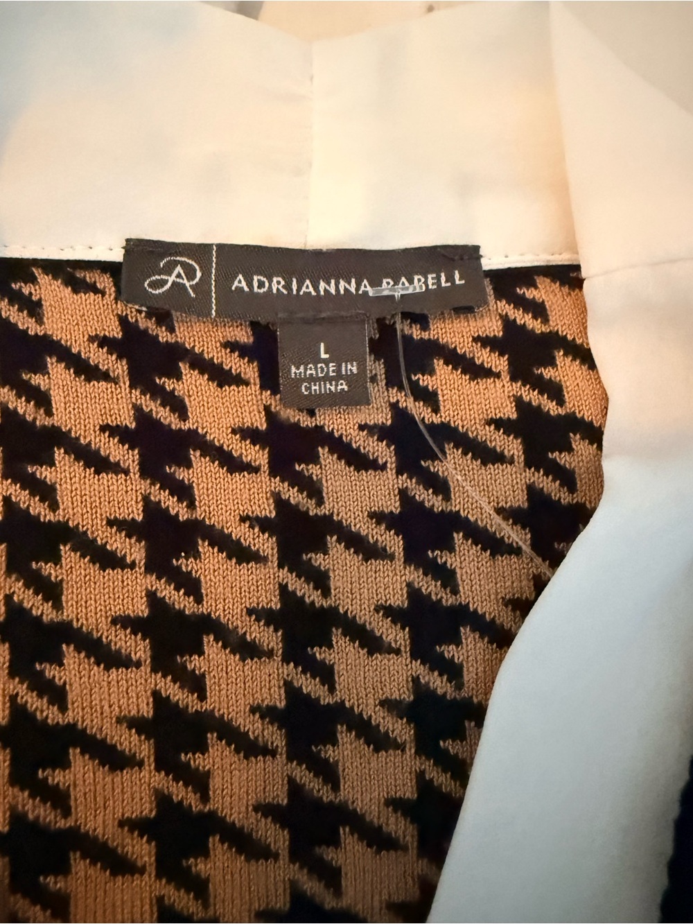 Adrianna Papell Black and Tan Houndstooth V-Neck Sweater with White Tie Blouse - Picture 2 of 3
